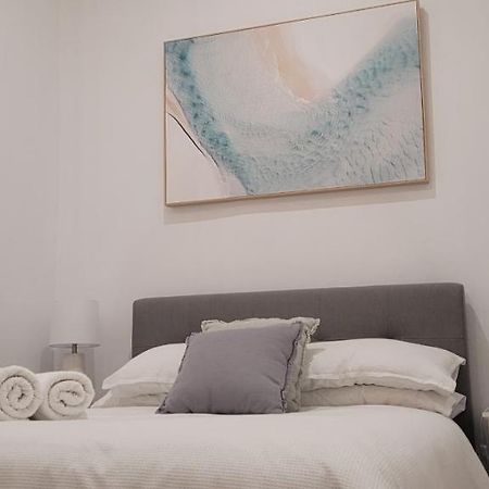 Boutique Beach House In The Heart Of St. Kilda Melbourne City Exterior foto