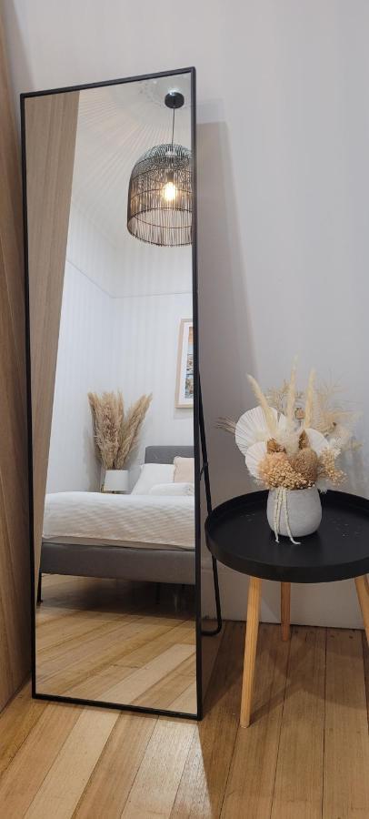 Boutique Beach House In The Heart Of St. Kilda Melbourne City Exterior foto
